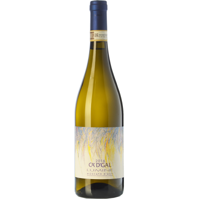 Moscato d'Asti - Lumine Vigneti di Ca'D'Gal 2016 A superb Moscato d'Asti ideal for your aperitifs and summer evenings. To drink chilled, this organic moscato, made with care according to ancestral methods and an ideal choice for food and wine pairings with melon, fruity desserts and your summer salads. Or just for the aperitif. It's good, it's good, it's clean and it doesn't hurt your head!